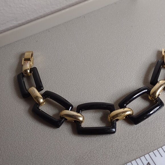 Nice Black And Gold Tone Rectangular Link Bracelet - Picture 2 of 9